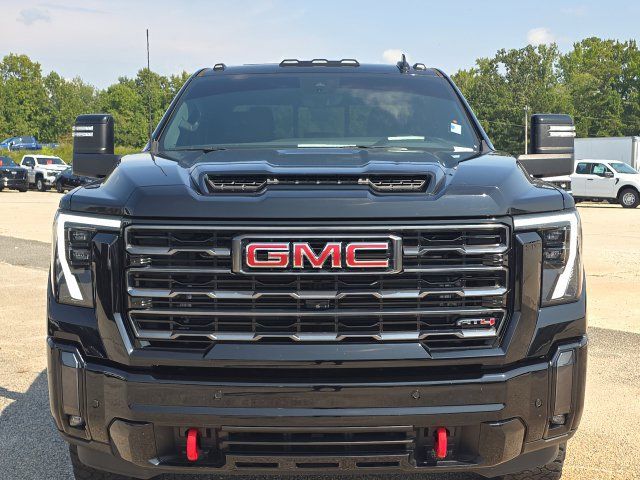 Used 2024 GMC Sierra 2500 AT4 w/ AT4 Premium Plus Package AWD/4WD image 8