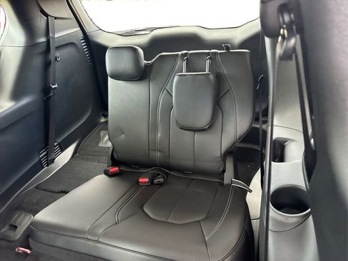 New 2026 Chrysler Pacifica Select image 29