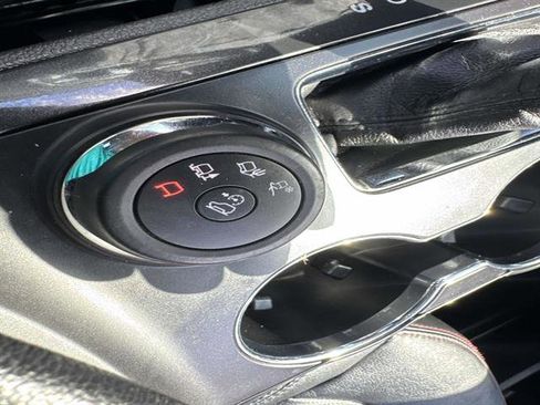 Used 2018 Ford Explorer Sport w/ Equipment Group 401A AWD/4WD image 42