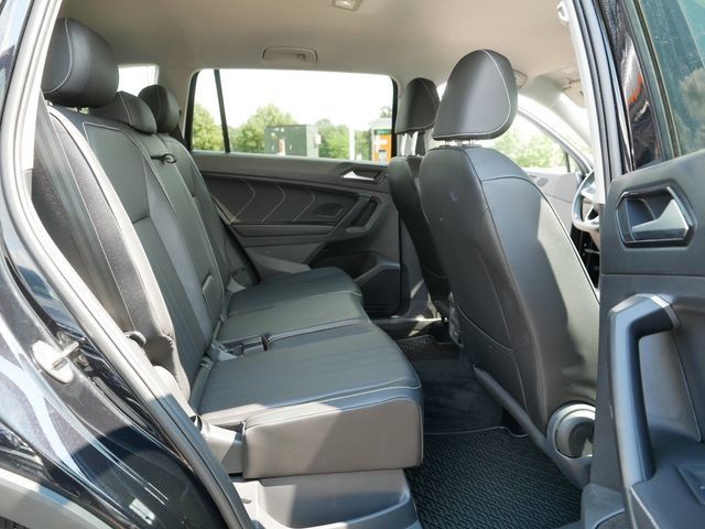 Certified 2023 Volkswagen Tiguan SE AWD/4WD image 19