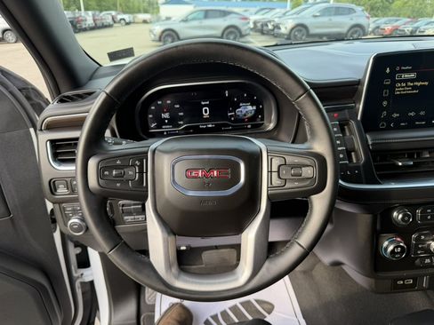 Certified 2024 GMC Yukon SLE w/ Max Trailering Package AWD/4WD image 22