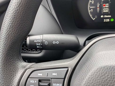 Used 2025 Honda HR-V LX image 26