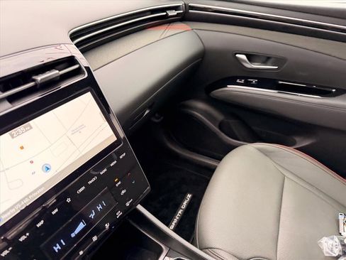 Used 2024 Hyundai Santa Cruz Limited image 18