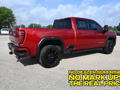 Used 2024 GMC Sierra 2500 AT4 w/ AT4 Premium Plus Package AWD/4WD image 2
