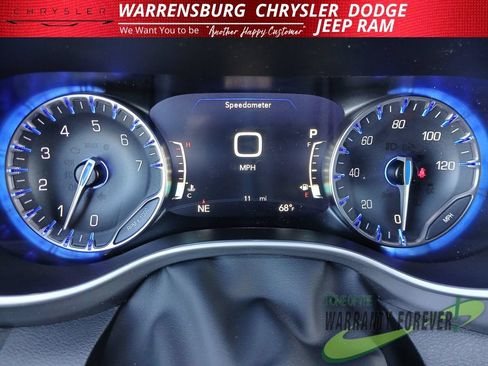 New 2026 Chrysler Voyager LX FWD image 17