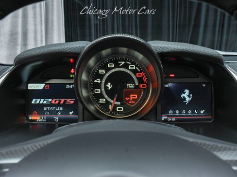 Used 2022 Ferrari 812 GTS RWD image 10