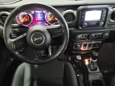 Used 2018 Jeep Wrangler Sport image 22