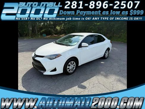 Used 2019 Toyota Corolla L FWD image 1