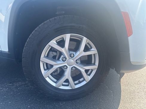 Used 2021 Jeep Grand Cherokee L Limited image 9