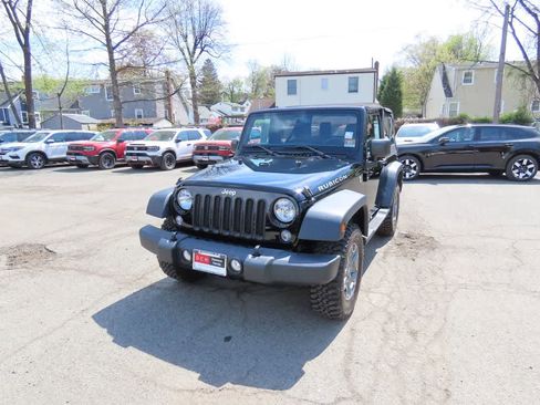 Used 2015 Jeep Wrangler Rubicon w/ Power Convenience Group image 1