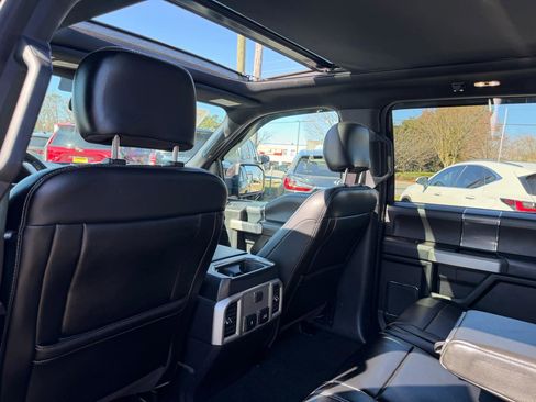 Used 2018 Ford F150 Lariat image 21