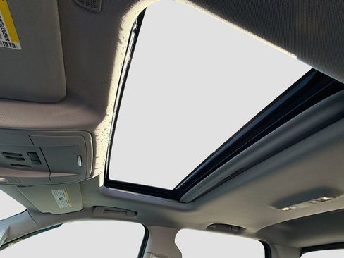 Used 2018 Chevrolet Silverado 1500 LTZ Z71 w/ Centennial Edition image 19