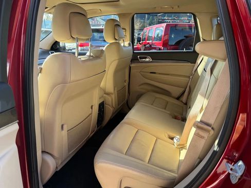 Used 2014 Jeep Grand Cherokee Limited image 13