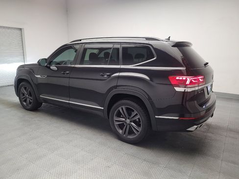 Used 2021 Volkswagen Atlas SE w/ Towing Package FWD image 3