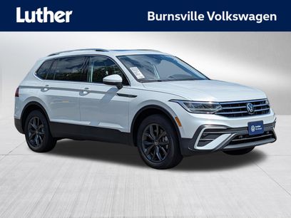 Certified 2023 Volkswagen Tiguan SE w/ Panoramic Sunroof Package
