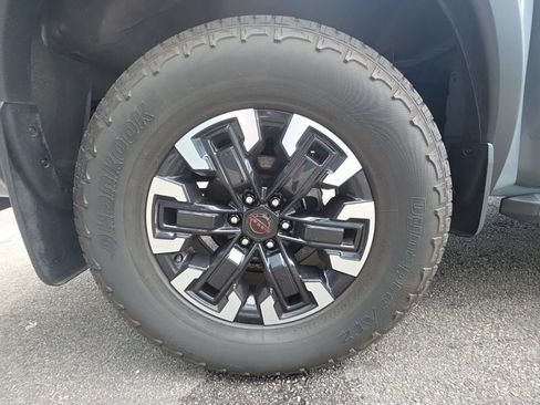 Used 2023 Nissan Frontier PRO-4X w/ Pro Convenience Package AWD/4WD image 23