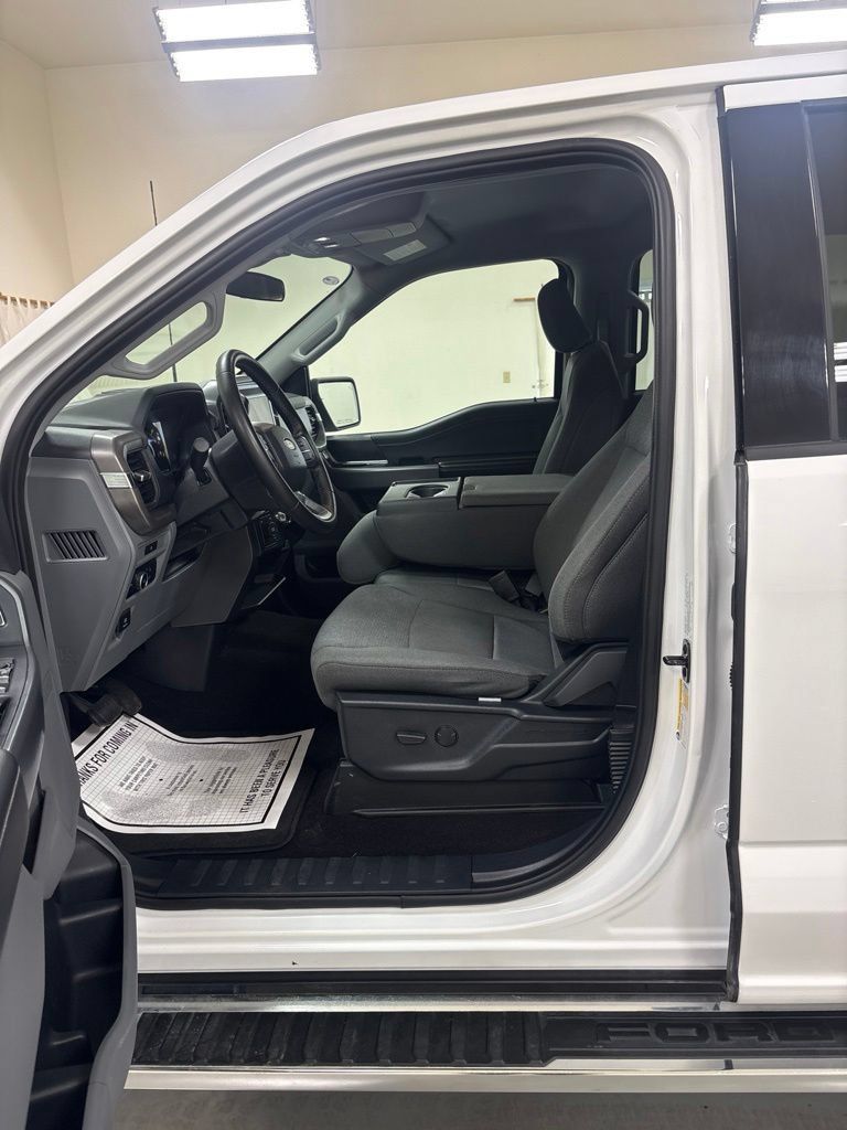 Used 2025 Ford F150 XLT w/ Equipment Group 301A Standard AWD/4WD image 10
