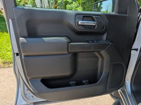 Used 2023 Chevrolet Silverado 1500 Custom w/ Rally Edition AWD/4WD image 33