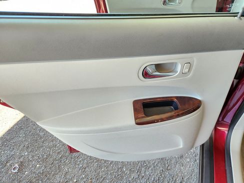 Used 2008 Buick LaCrosse CX FWD image 12