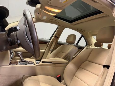 Used 2013 Mercedes-Benz C 300 4MATIC Sedan image 16