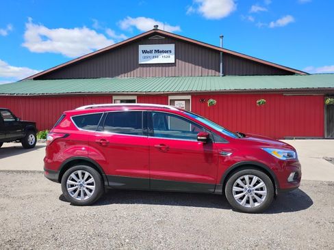 Used 2018 Ford Escape Titanium AWD/4WD image 1