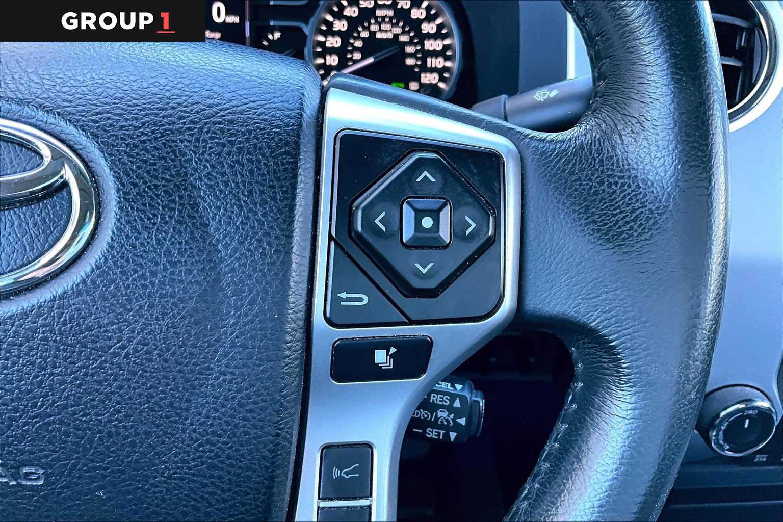 Used 2021 Toyota Tundra Platinum AWD/4WD image 25