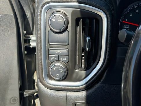 Used 2021 Chevrolet Silverado 1500 LT image 18