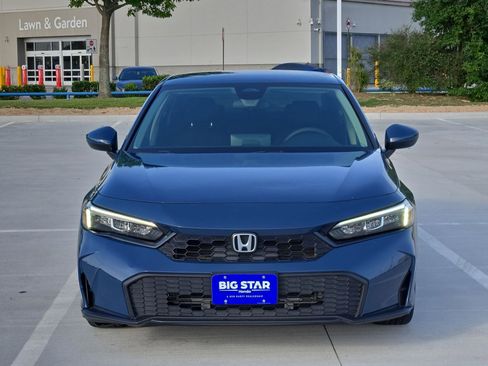 Used 2025 Honda Civic LX image 9