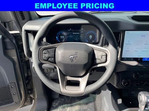 New 2025 Ford Bronco 2-Door AWD/4WD image 11