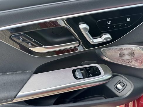 Used 2024 Mercedes-Benz CLE 300 4MATIC Coupe image 20