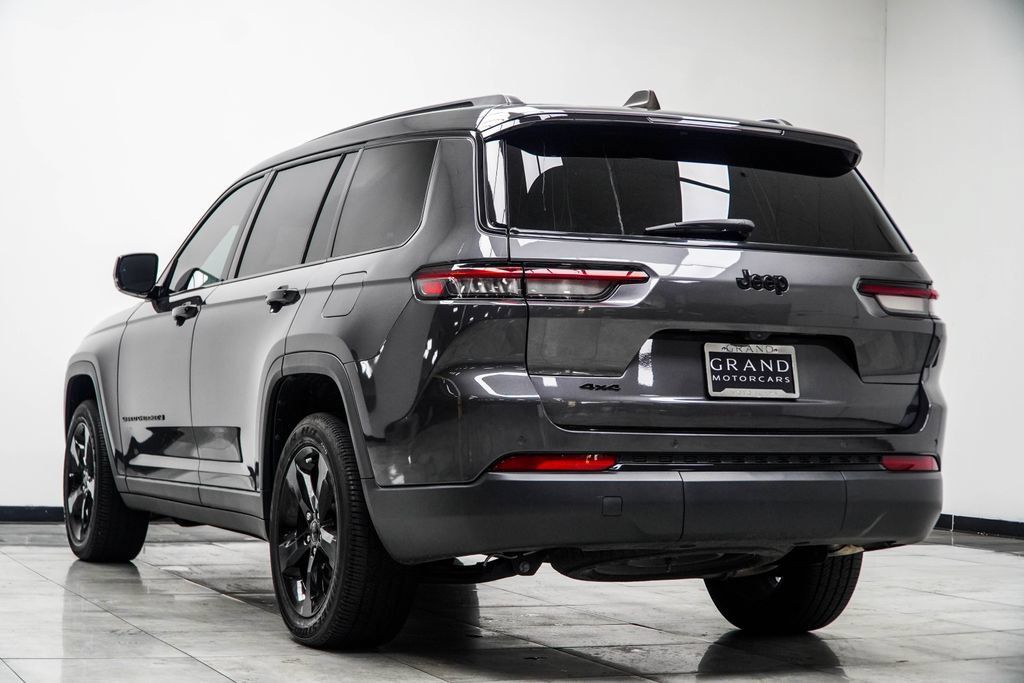Used 2023 Jeep Grand Cherokee L Laredo AWD/4WD image 12