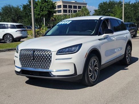 Certified 2023 Lincoln Corsair FWD image 3