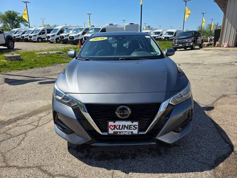 Used 2020 Nissan Sentra SV FWD image 3