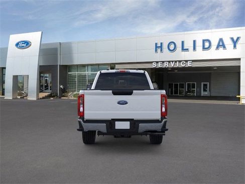 New 2026 Ford F250 XLT w/ FX4 Off-Road Package image 5
