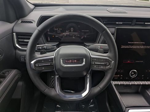 New 2026 GMC Terrain Elevation w/ Technology Package II FWD image 17
