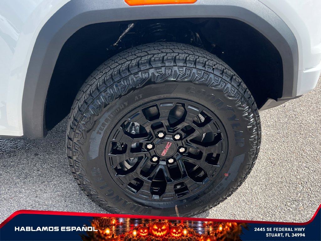 New 2026 GMC Canyon Elevation RWD image 21