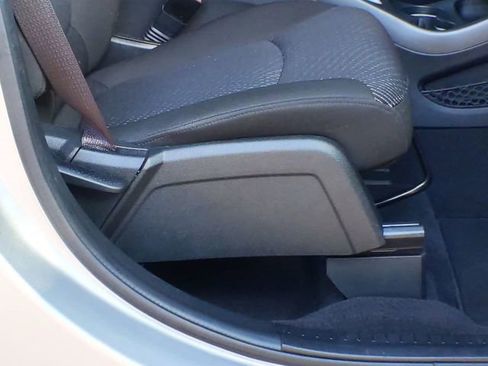 Used 2019 Dodge Journey SE w/ Connectivity Group image 41