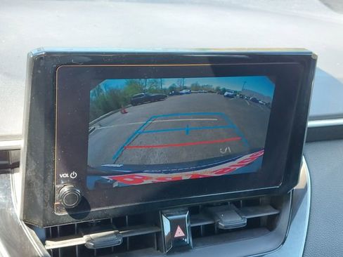 Used 2024 Toyota Corolla LE image 25