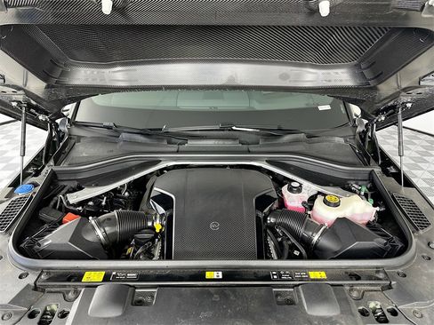 Used 2025 Land Rover Range Rover Sport SV Edition Two image 31