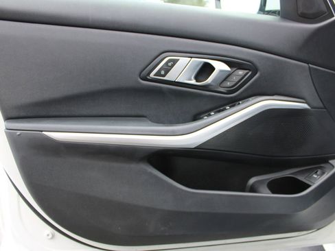 Used 2020 BMW 330i Sedan w/ Convenience Package image 3