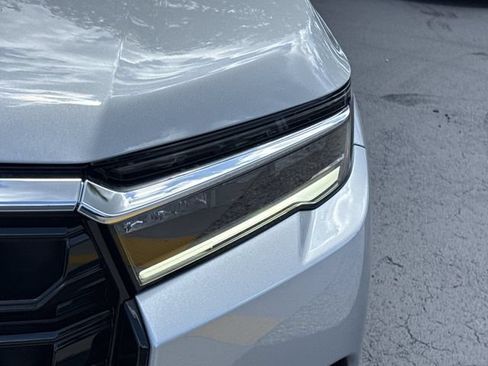 New 2026 Honda Pilot Touring image 13