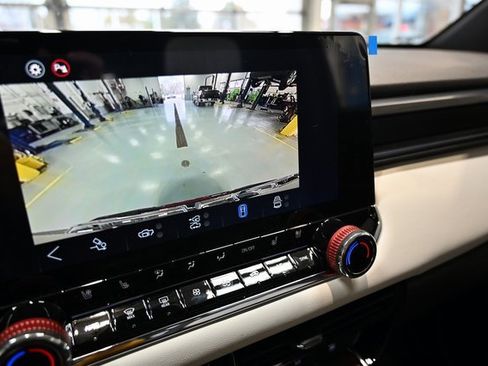 New 2026 GMC Canyon AT4X image 18