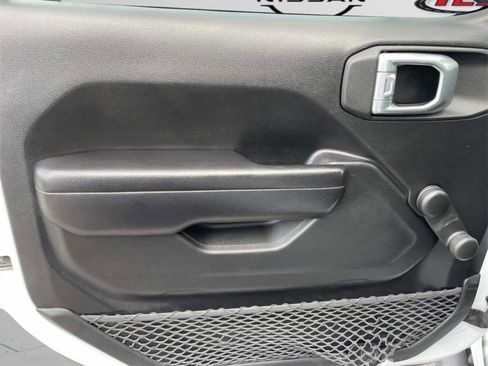 Used 2021 Jeep Wrangler Sport image 11