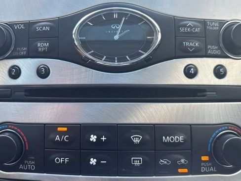 Used 2014 INFINITI Q60 AWD Coupe w/ Premium Package image 24