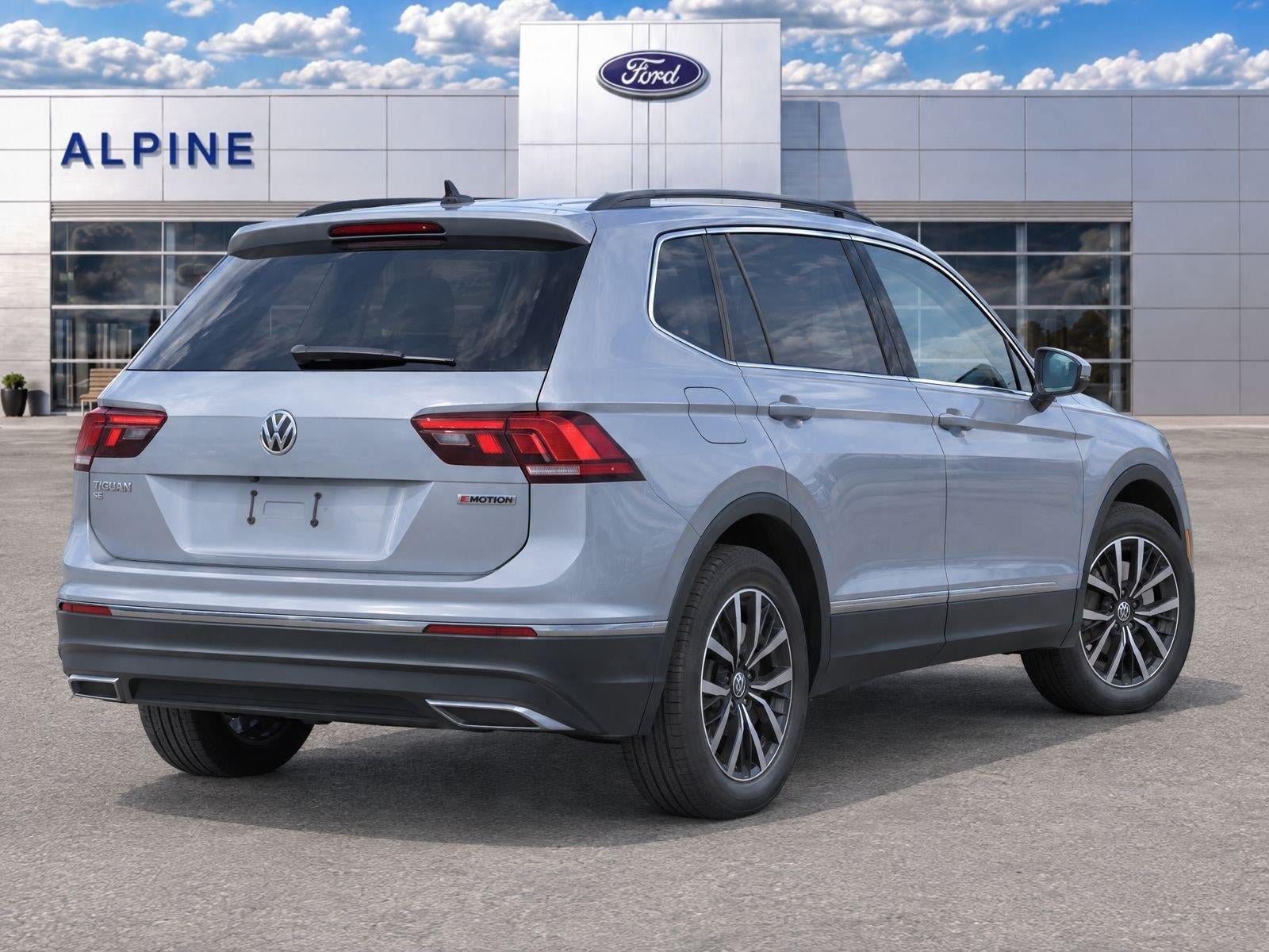 Used 2021 Volkswagen Tiguan SE AWD/4WD image 3