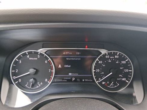 Used 2024 Nissan Rogue SV w/ SV Premium Package FWD image 7