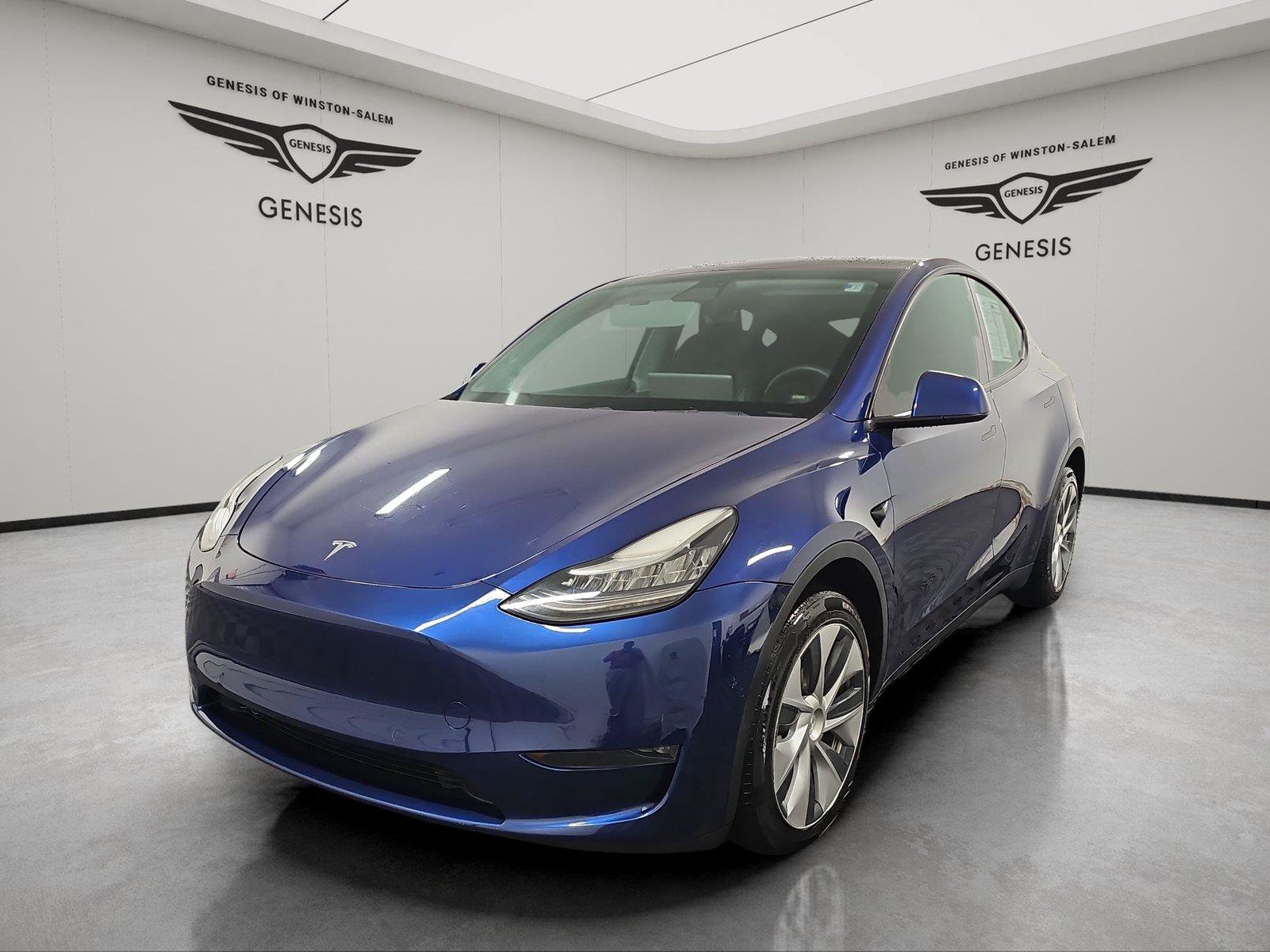 Used 2020 Tesla Model Y Long Range AWD/4WD image 1