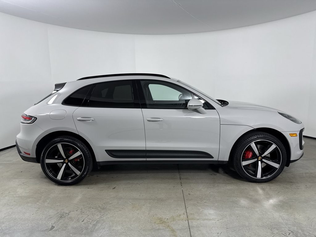 Certified 2025 Porsche Macan S AWD/4WD image 8