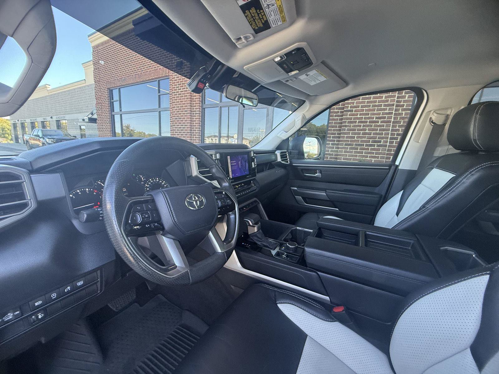 Used 2022 Toyota Tundra SR5 AWD/4WD image 16