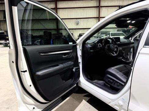 Used 2025 Honda CR-V Sport-L image 12